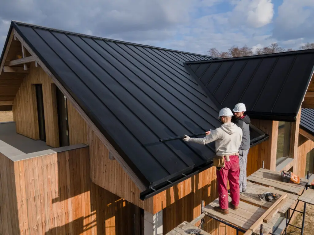 Two expert doing roof inspection in NYC