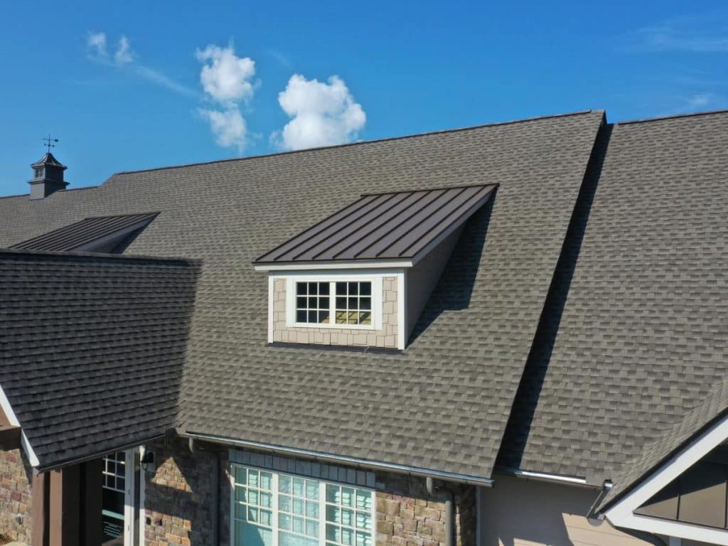 Roofing general contractor near me by Mason General